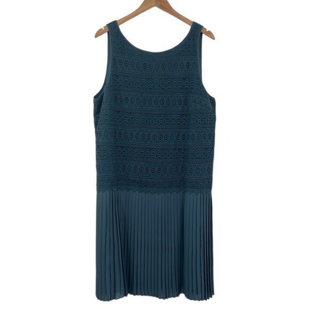 Loft Ann Taylor Dress Womens 18 Dusty Blue Crochet Pleated Drop Waist Sleeveless